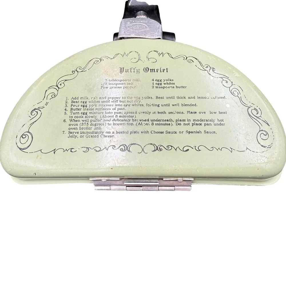 Vintage Mirro Folding Omelet Pan Avocado Green Recipe Print Aluminum Made in USA
